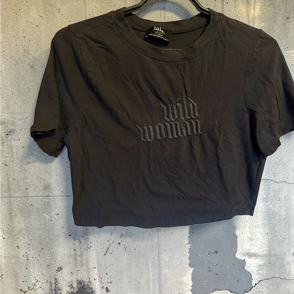 Dressed in LALA Tops - black 'Wild Woman' Crop Tee - Dressed in Lala size L
